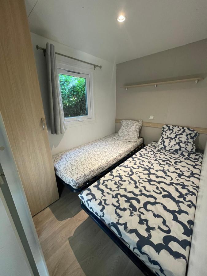 Mobil-Home Au Pied Du Luberon La Roque-d'Antheron Eksteriør bilde